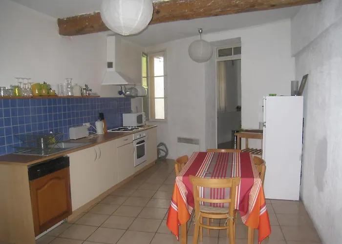 Apartment Rue Saint Francois De Paule *